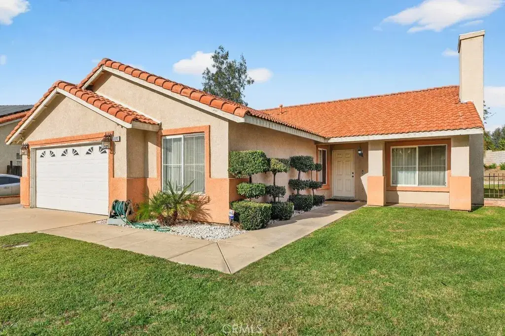 15240 Carob, Fontana, CA 92335 - Image #1