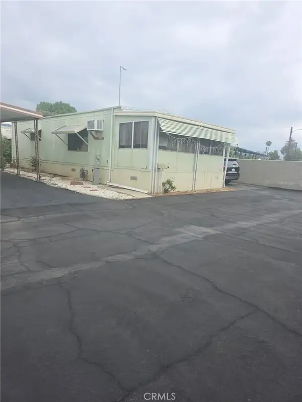 1324 N Citrus #12, Covina, CA 91722