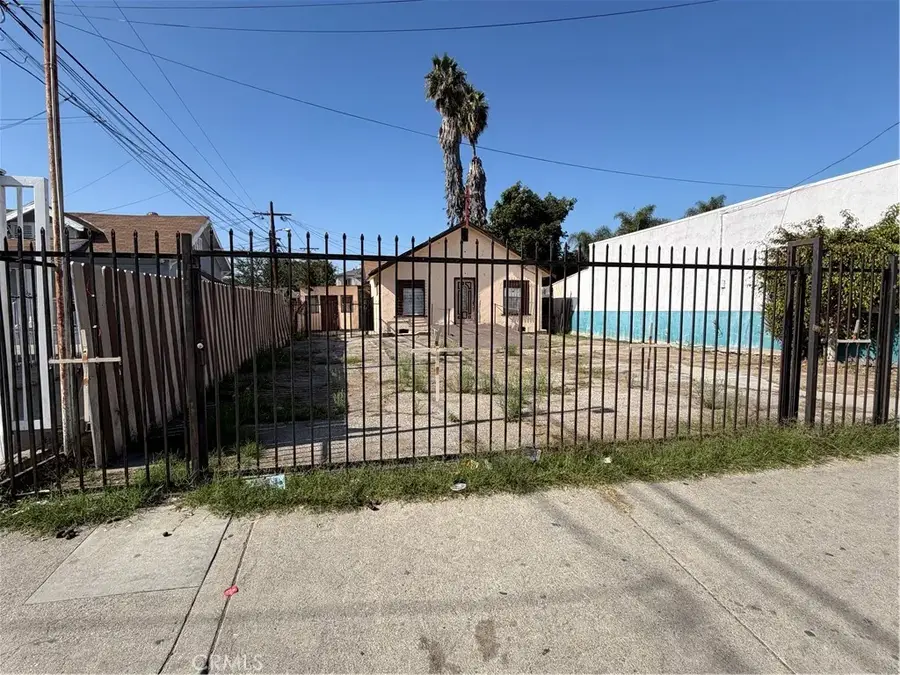 8411 S San Pedro, Los Angeles, CA 90003 - Image #3