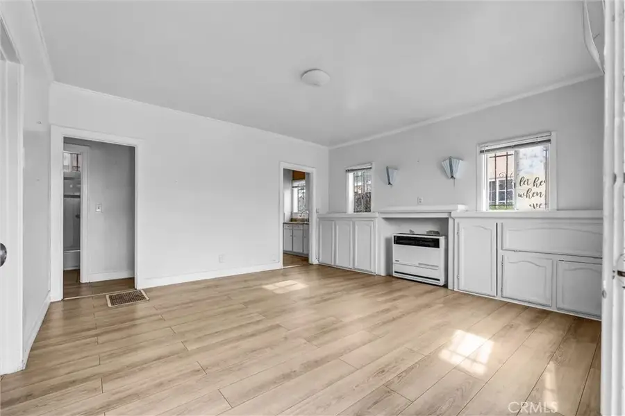 2112 S Burnside Avenue, Los Angeles, CA 90016 - Image #3