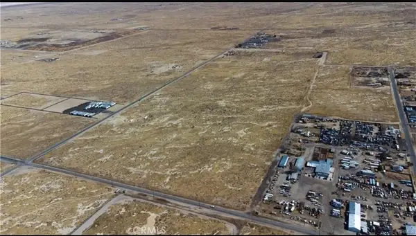 200 E Avenue G #10, Hi Vista, CA 93535