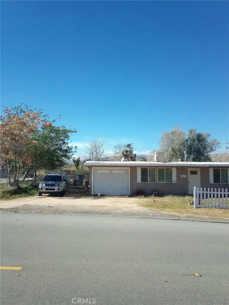 7454 Acoma, Yucca Valley, CA 92284 - #2