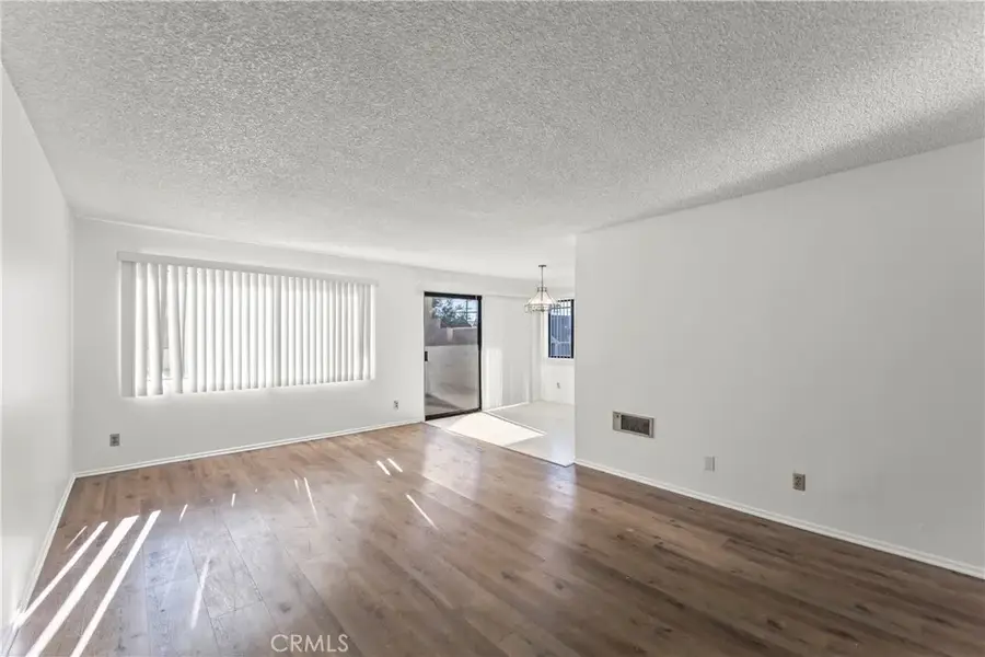 15000 Halldale Avenue #101, Gardena, CA 90247 - Image #3