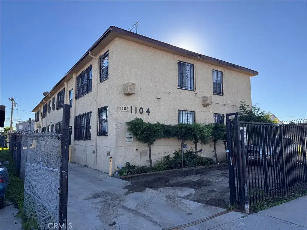 1104 W 93rd, Los Angeles, CA 90044 - Image #1