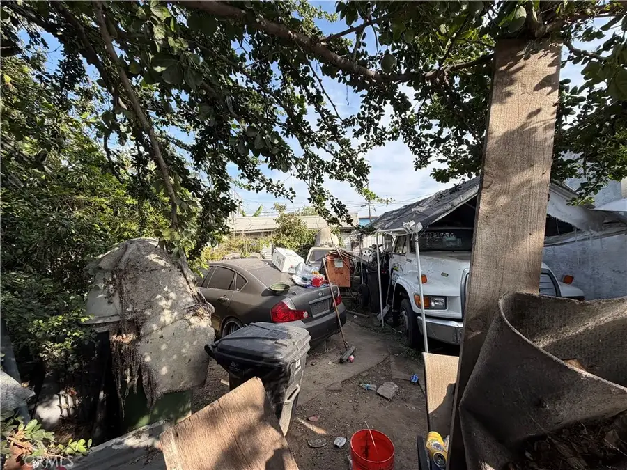 8226 S Main, Los Angeles, CA 90003 - Image #3