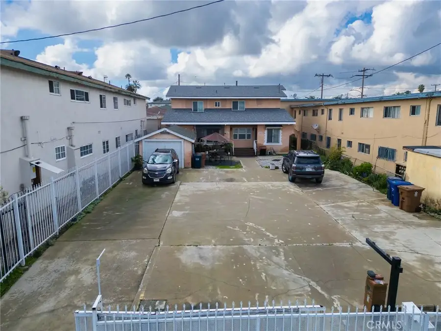 10625 S Budlong, Los Angeles, CA 90044 - #2