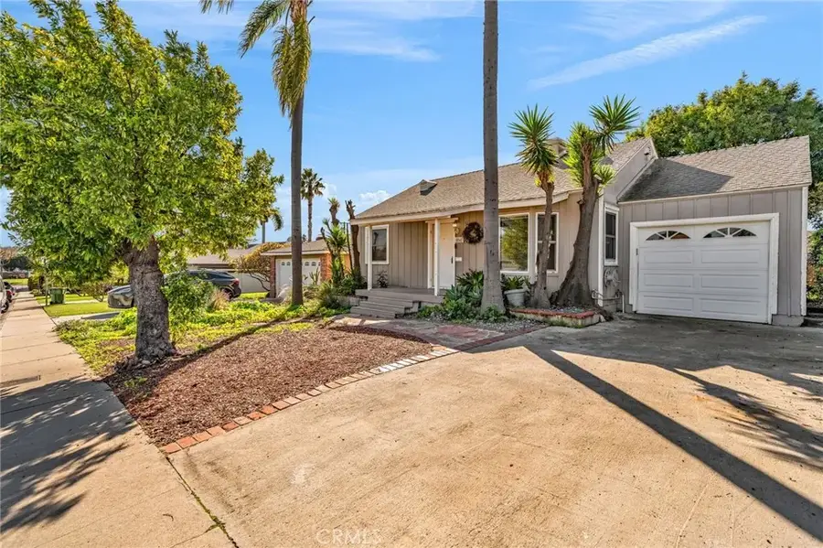 8843 De Haviland, Los Angeles, CA 90045 - #3