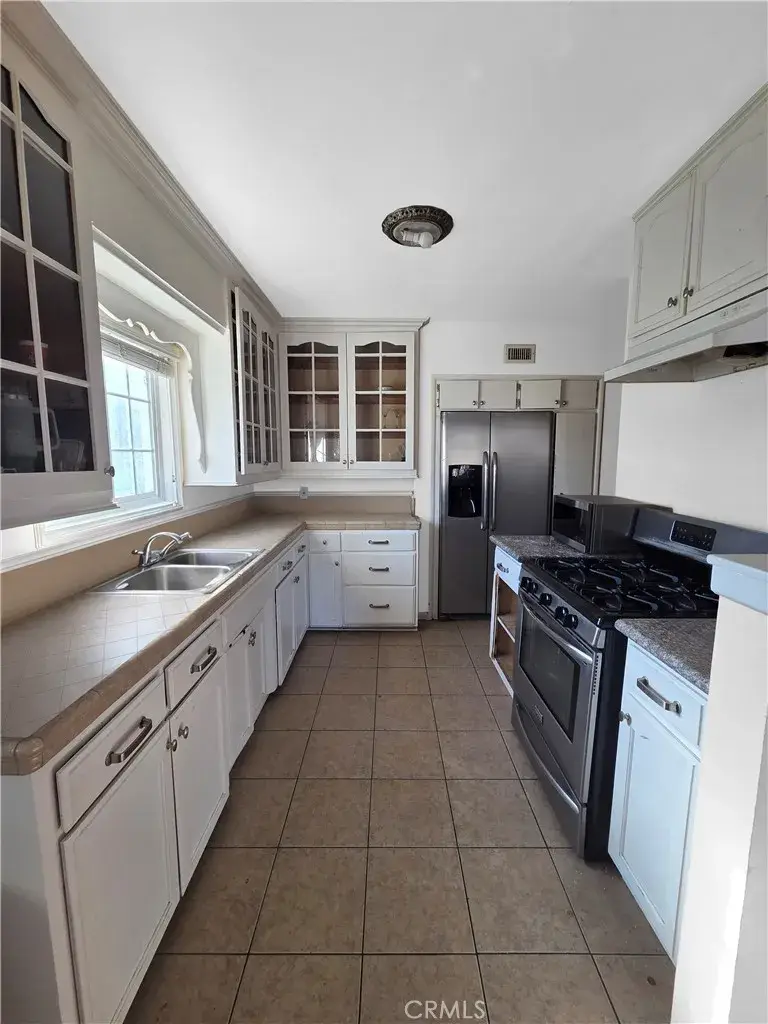 1957 Barnett, Los Angeles, CA 90032 - #3