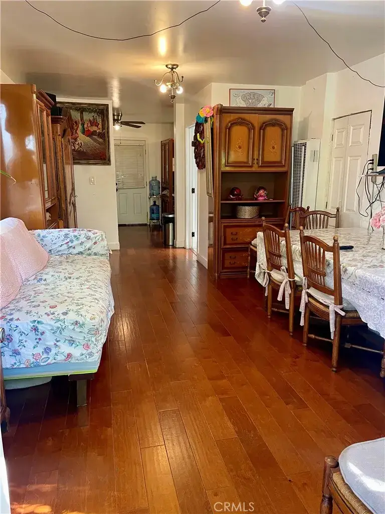 6558 S Van Ness, Los Angeles, CA 90047 - #3