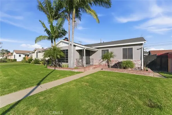 9716 S Van Ness, Los Angeles, CA 90047