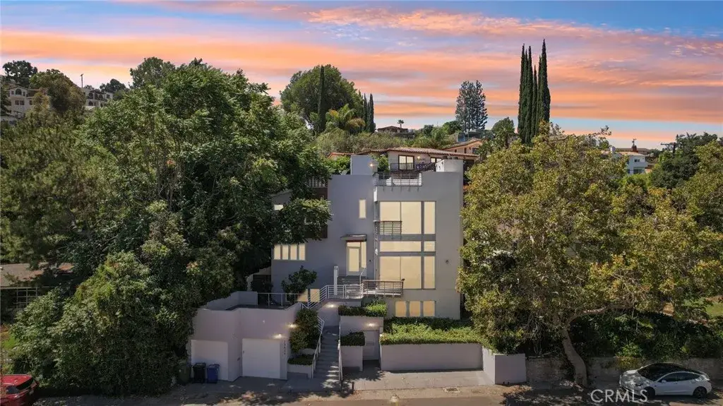 13424 Contour, Sherman Oaks, CA 91423 - #1