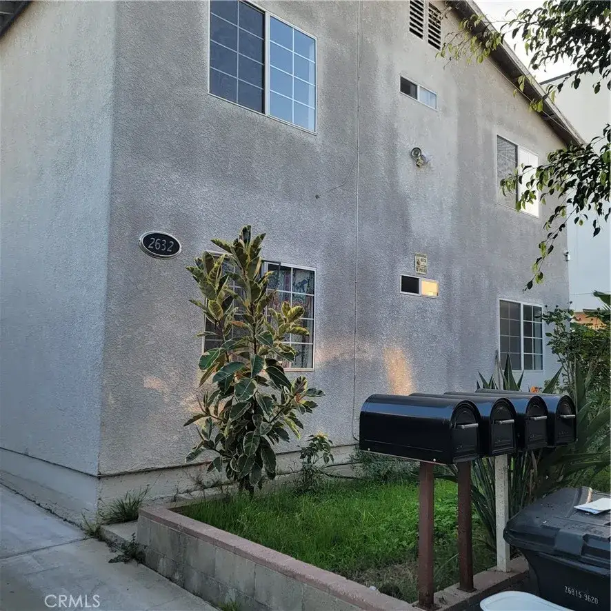 2632 W 16th, Los Angeles, CA 90019 - #2