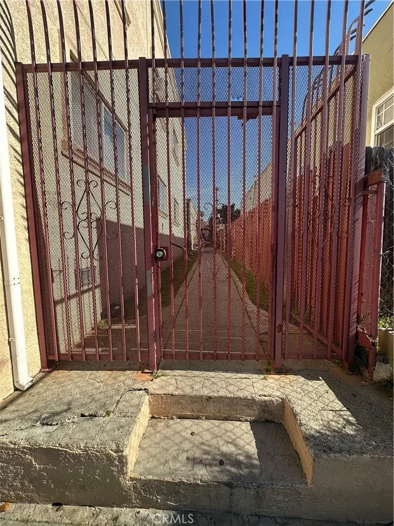 1640 Locust, Long Beach, CA 90813 - Image #2