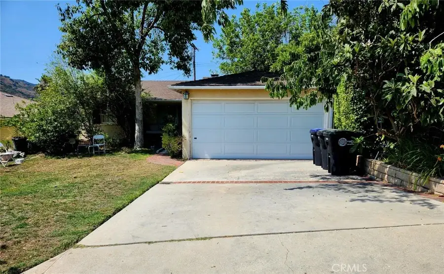 1823 Hillside Drive, Glendale, CA 91208 - Image #2