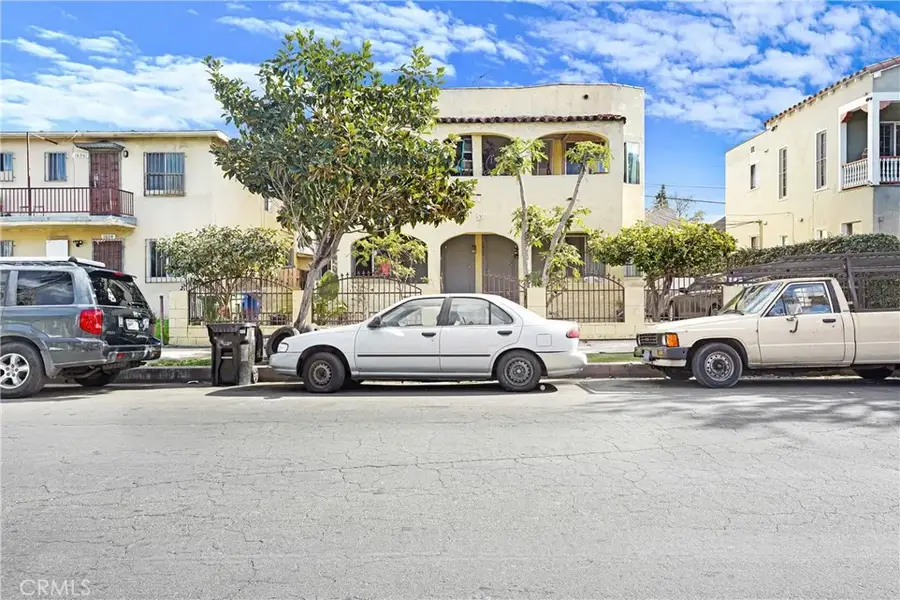 1608 Cimarron Street, Los Angeles, CA 90019 - Image #2