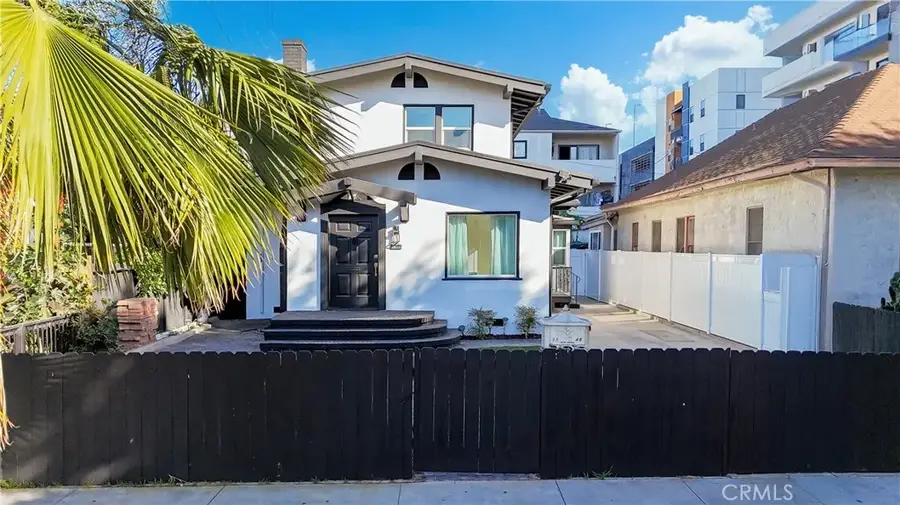 1148 Locust Avenue, Long Beach, CA 90813 - Image #2