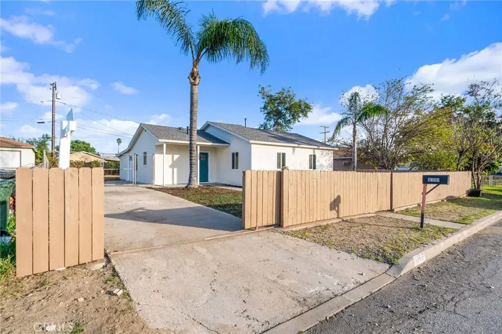 9153 Beech Ave, Fontana, CA 92335 - Image #1