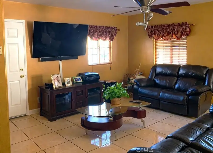 20709 Alburtis, Lakewood, CA 90715 - Image #3