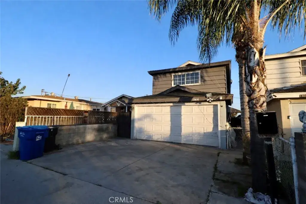 13438 Obispo, Paramount, CA 90723 - Image #1