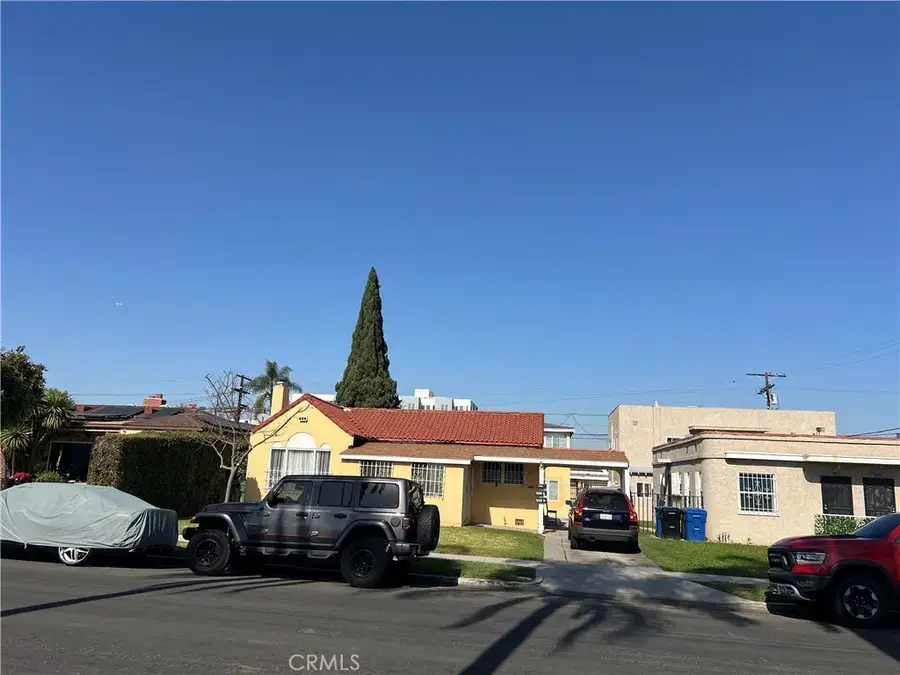 1605 W 87th, Los Angeles, CA 90047 - #2