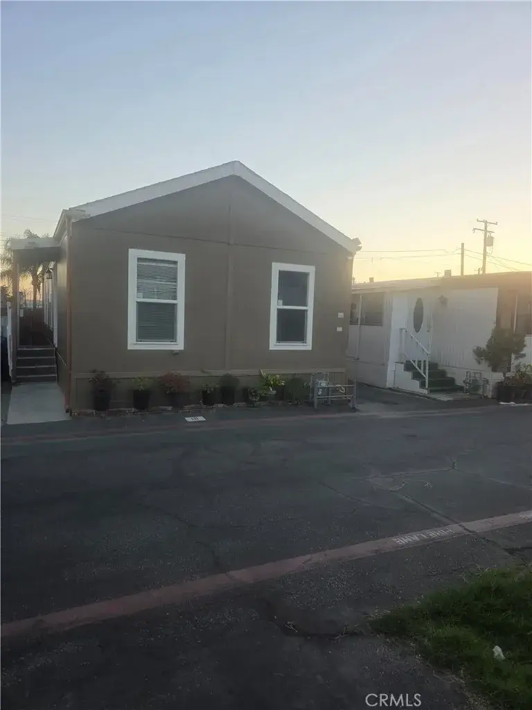 812 N Loren #18, Azusa, CA 91702 - #1