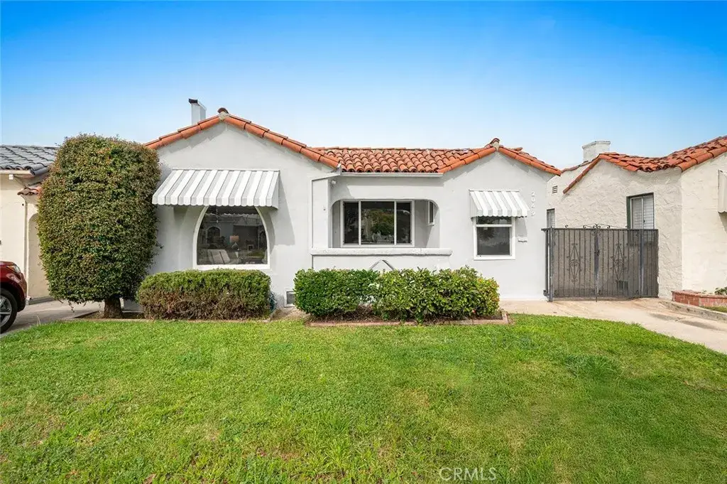 2049 W 71st Street, Los Angeles, CA 90047 - #1