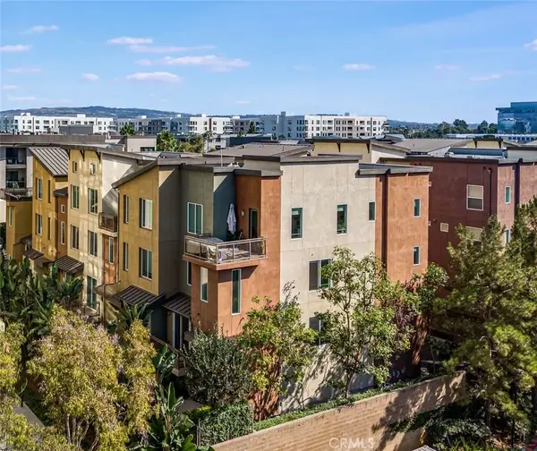 507 Rockefeller, Irvine, CA 92612