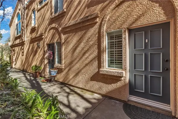 25144 Steinbeck #F, Stevenson Ranch, CA 91381