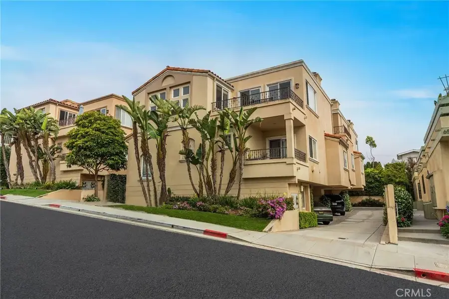 710 11th Street, Hermosa Beach, CA 90254 - #3