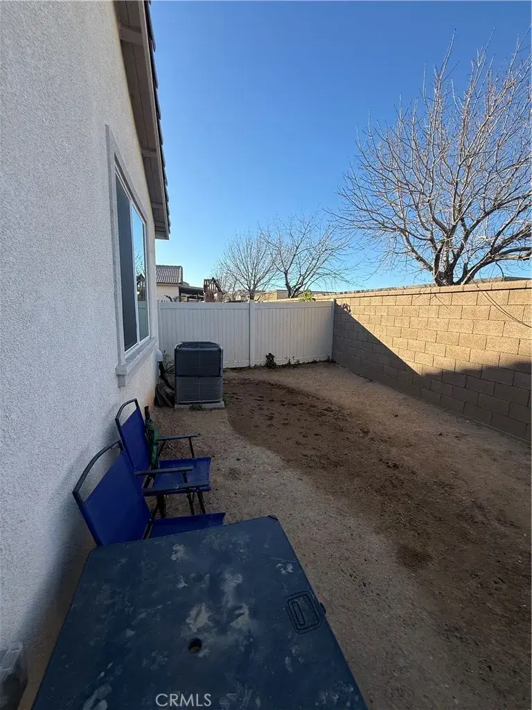 13047 Lancaster, Hesperia, CA 92344 - #3