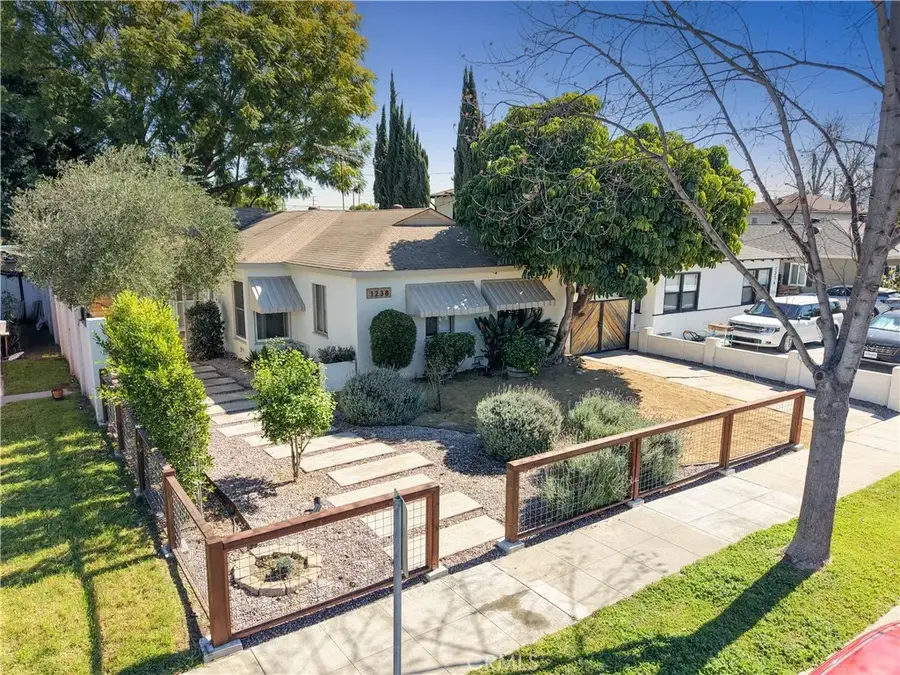 1238 N Kenwood, Burbank, CA 91505 - #2