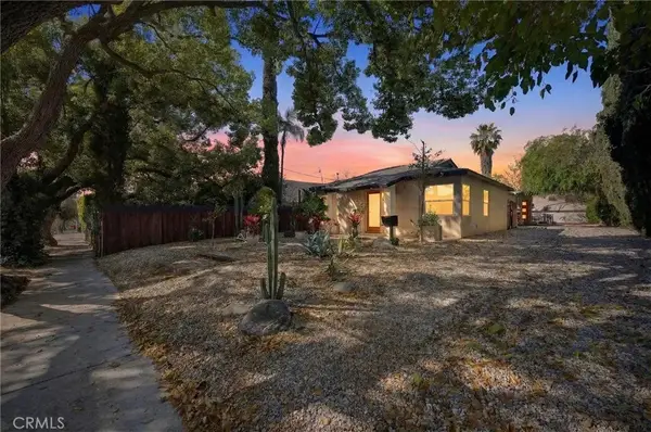 261 N Oak, Pasadena, CA 91107