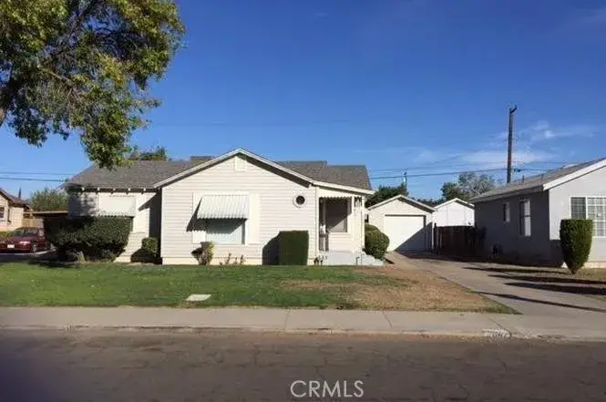 2042 E Mayfair Drive, Fresno, CA 93703 - #1