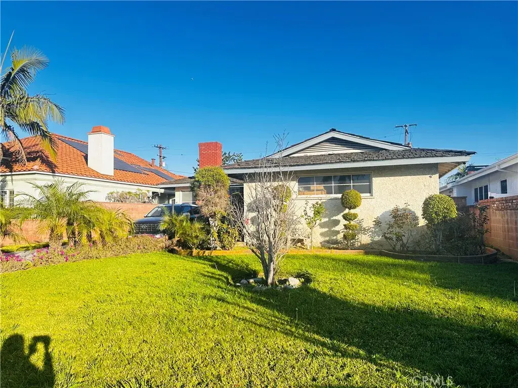 10246 Julius, Downey, CA 90241 - #1