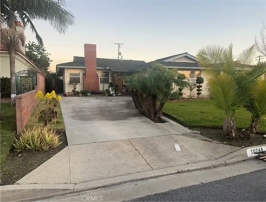 10246 Julius, Downey, CA 90241 - #2