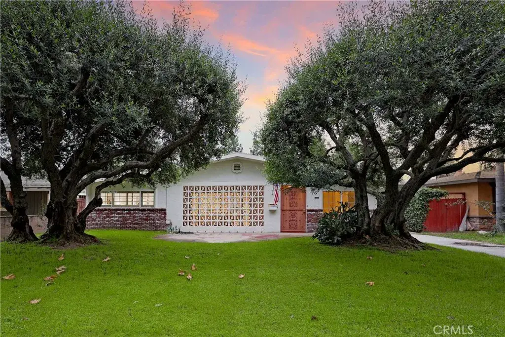 7333 Via Rio Nido, Downey, CA 90241 - #1