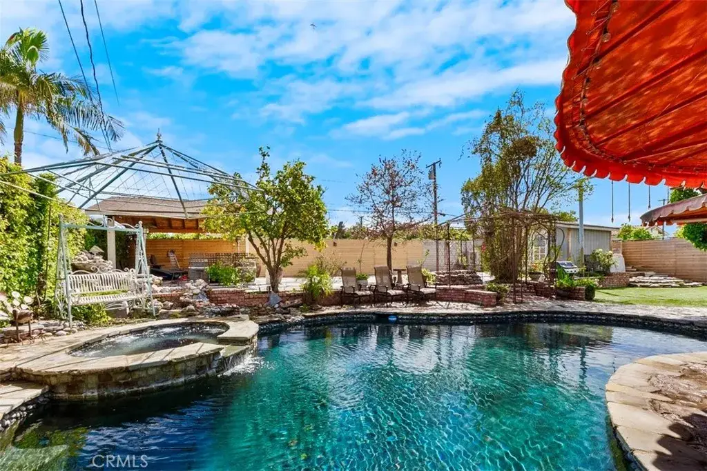 8318 Calmosa Avenue, Whittier, CA 90602 - #1