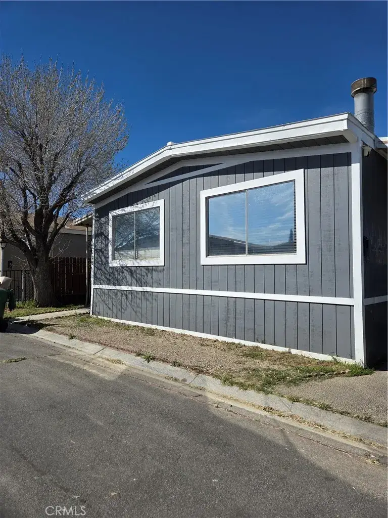 1301 E Avenue I Spc 225, Lancaster, CA 93535 - #1