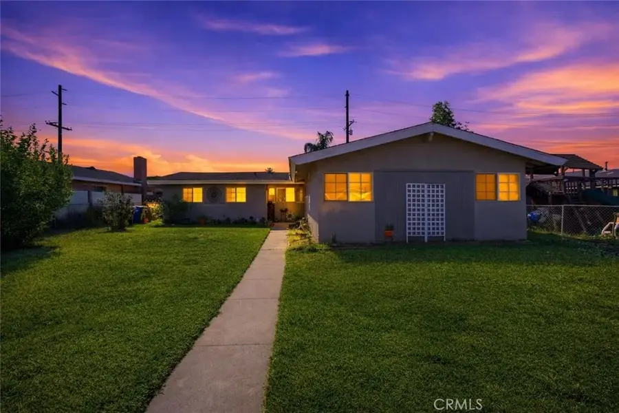 964 E La Verne, Pomona, CA 91767 - #3