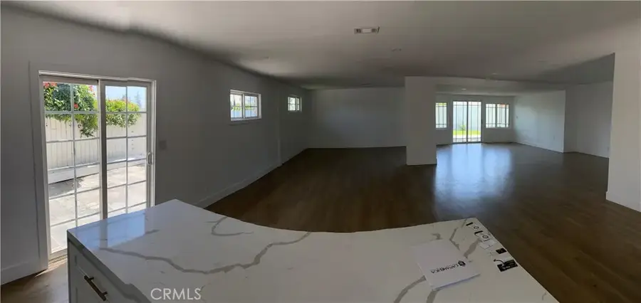 9401 Elsie Avenue, Northridge, CA 91324 - #3