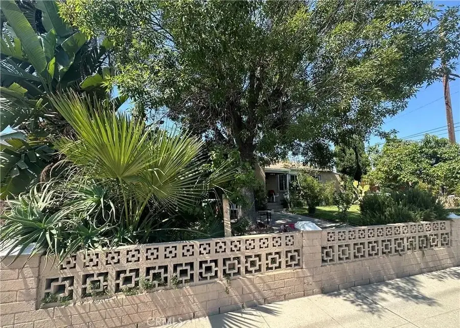 10673 Saticoy, Sun Valley, CA 91352 - #2