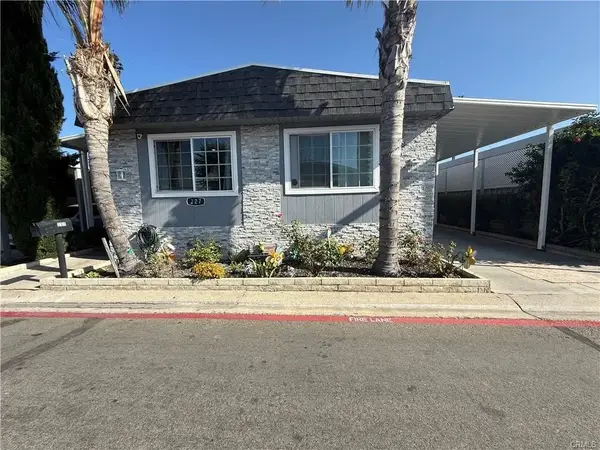 227 Palos Verdes, Santa Ana, CA 92704