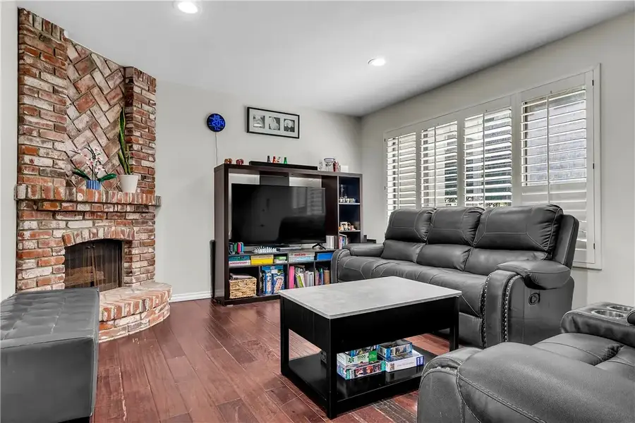 9903 Karmont, South Gate, CA 90280 - #2