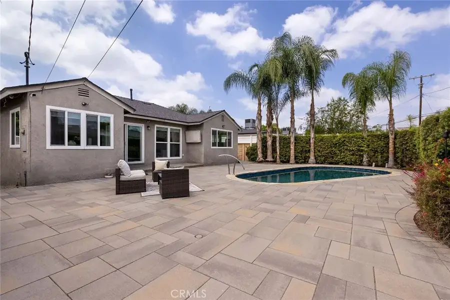 15809 Kingsbury Street, Granada Hills, CA 91344 - #2