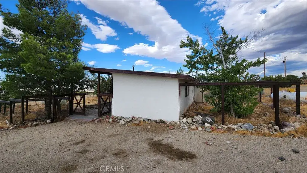 30650 233rd East, Llano, CA 93544 - #1