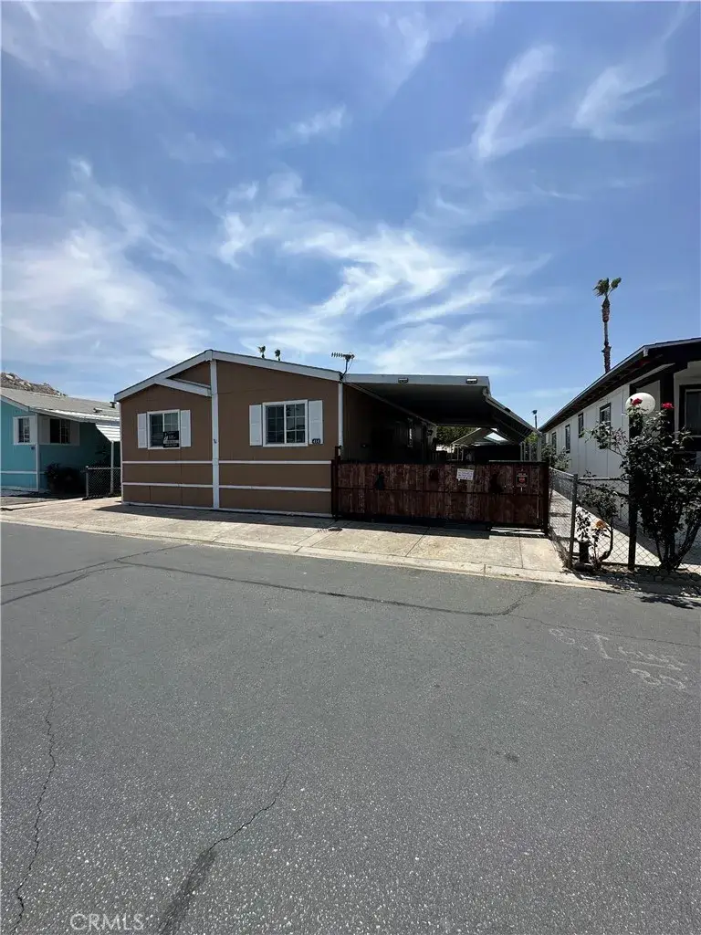 3825 Crestmore Rd. #414, Riverside, CA 92509 - #2
