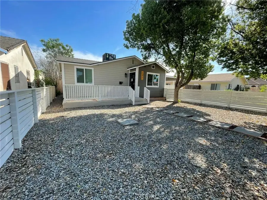 121 Moneta Avenue, Bakersfield, CA 93308 - #2