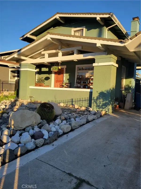 1934 Vineyard Avenue, Los Angeles, CA 90016