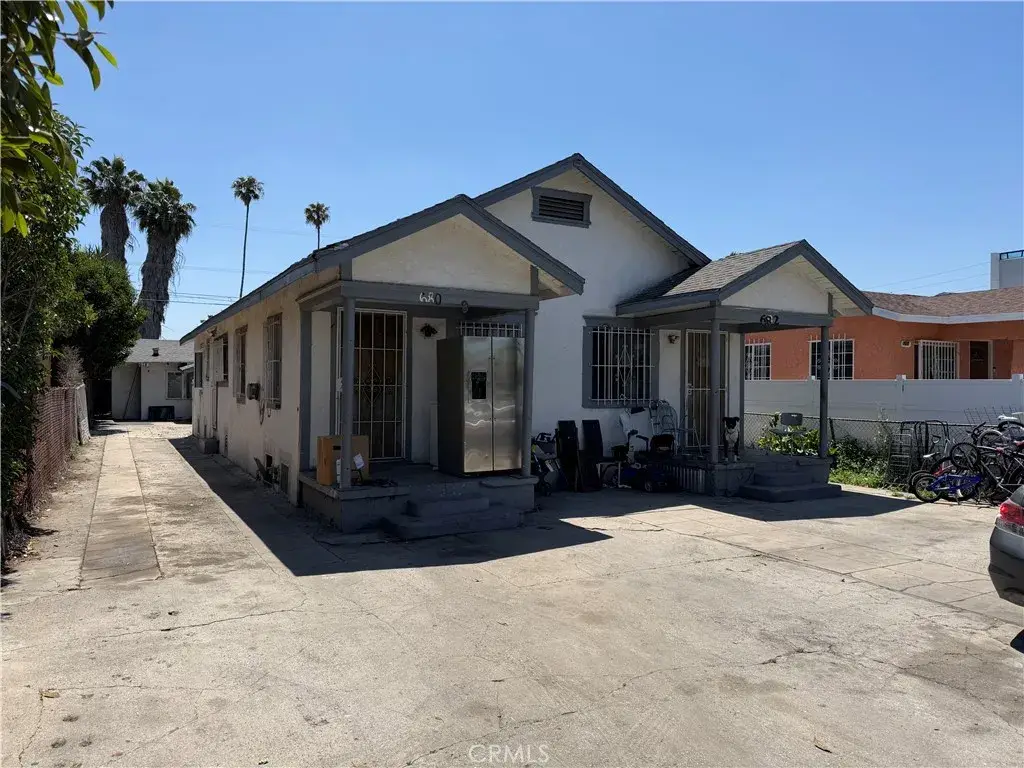 678 W 61st, Los Angeles, CA 90044 - #1