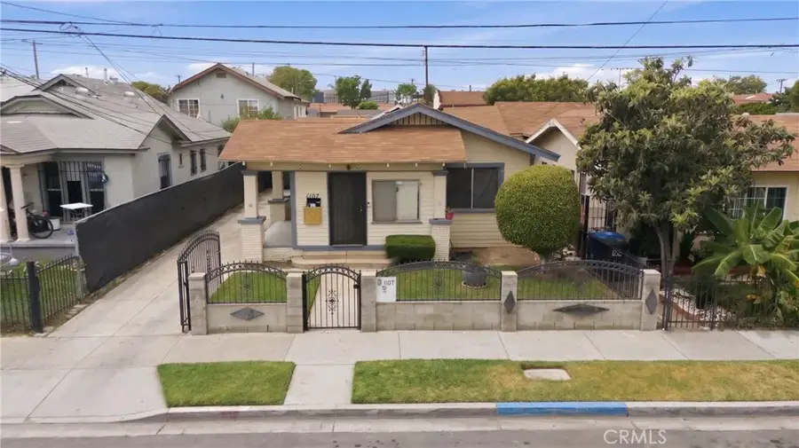 1107 Mahanna, Long Beach, CA 90813 - #2